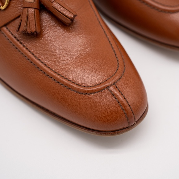 size 8.5 Bally Tan Saily Cuero Goat Grained Leather Gold Chain Tassel Loafers main image 12